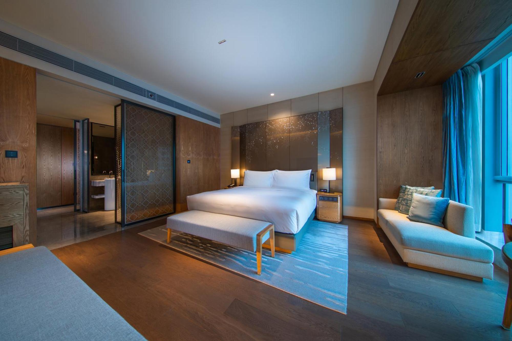 Hotel Conrad Canton Extérieur photo